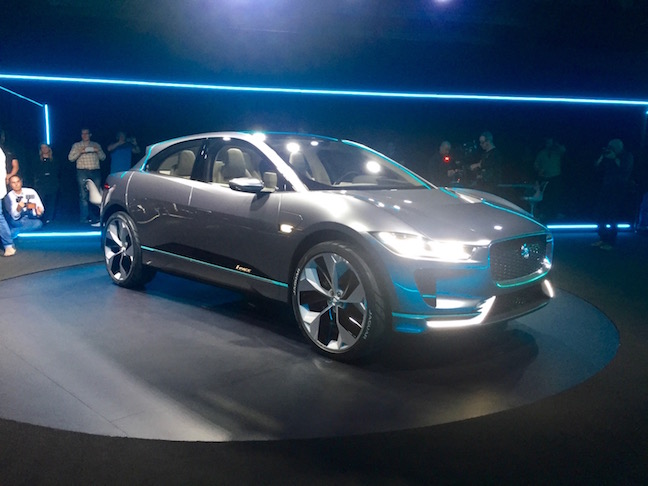 Jaguar ra mắt xe điện, đã có thể đặt mua từ hôm nay